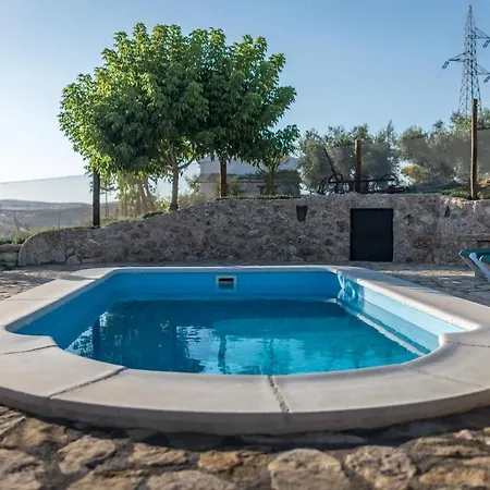 Al Agia - Mirador De Quinientos Chalet *